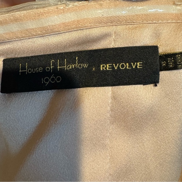 House of Harlow 1960 x Revolve Burna Blouse size XS off shoulder chiffon - Picture 4 of 8